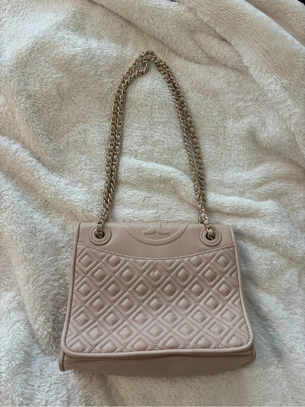 Tory Burch Quilted Shoulder Bag in Blush